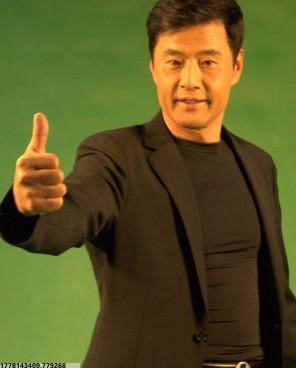 川津祐介